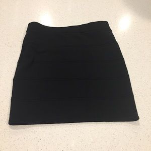 Black knit skirt